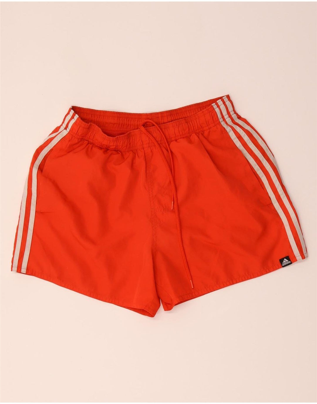 Pantaloncini sportivi Adidas da uomo in poliestere rosso medio