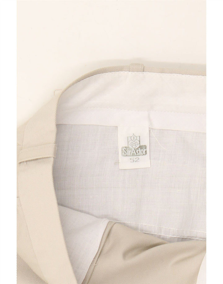 VINTAGE Mens Pegged Chino Shorts IT 52 XL W34 Beige Polyester Vintage Vintage and Second-Hand Vintage from Messina Hembry 