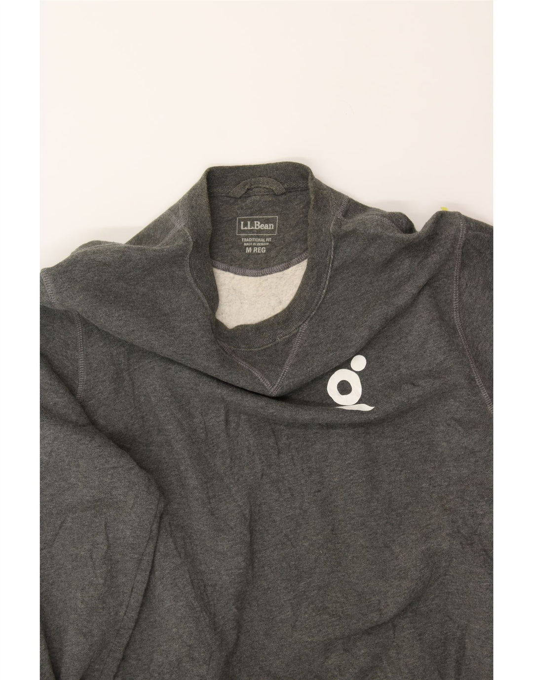L.L.BEAN Mens Traditional Fit Graphic Sweatshirt Jumper Medium Grey Cotton Vintage L.L.Bean and Second-Hand L.L.Bean from Messina Hembry 