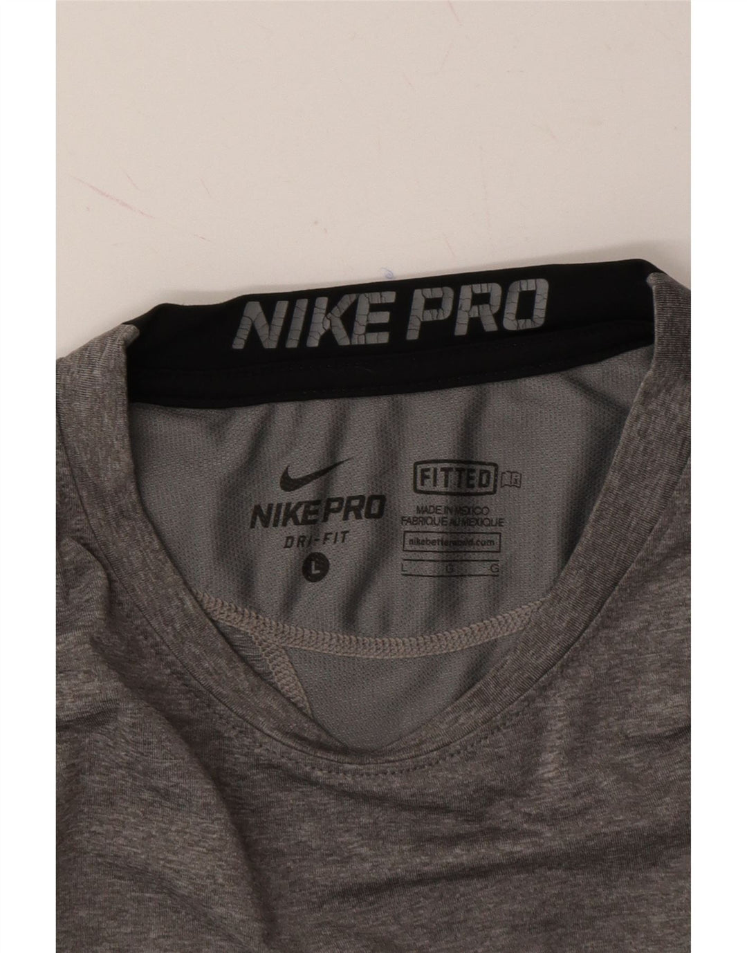 NIKE Womens Fitted T-Shirt Top UK 16 Large Grey Polyester Vintage Nike and Second-Hand Nike from Messina Hembry 