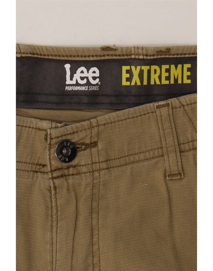 LEE Mens Extreme Motion Cargo Shorts W30 Medium  Brown Cotton Vintage Lee and Second-Hand Lee from Messina Hembry 
