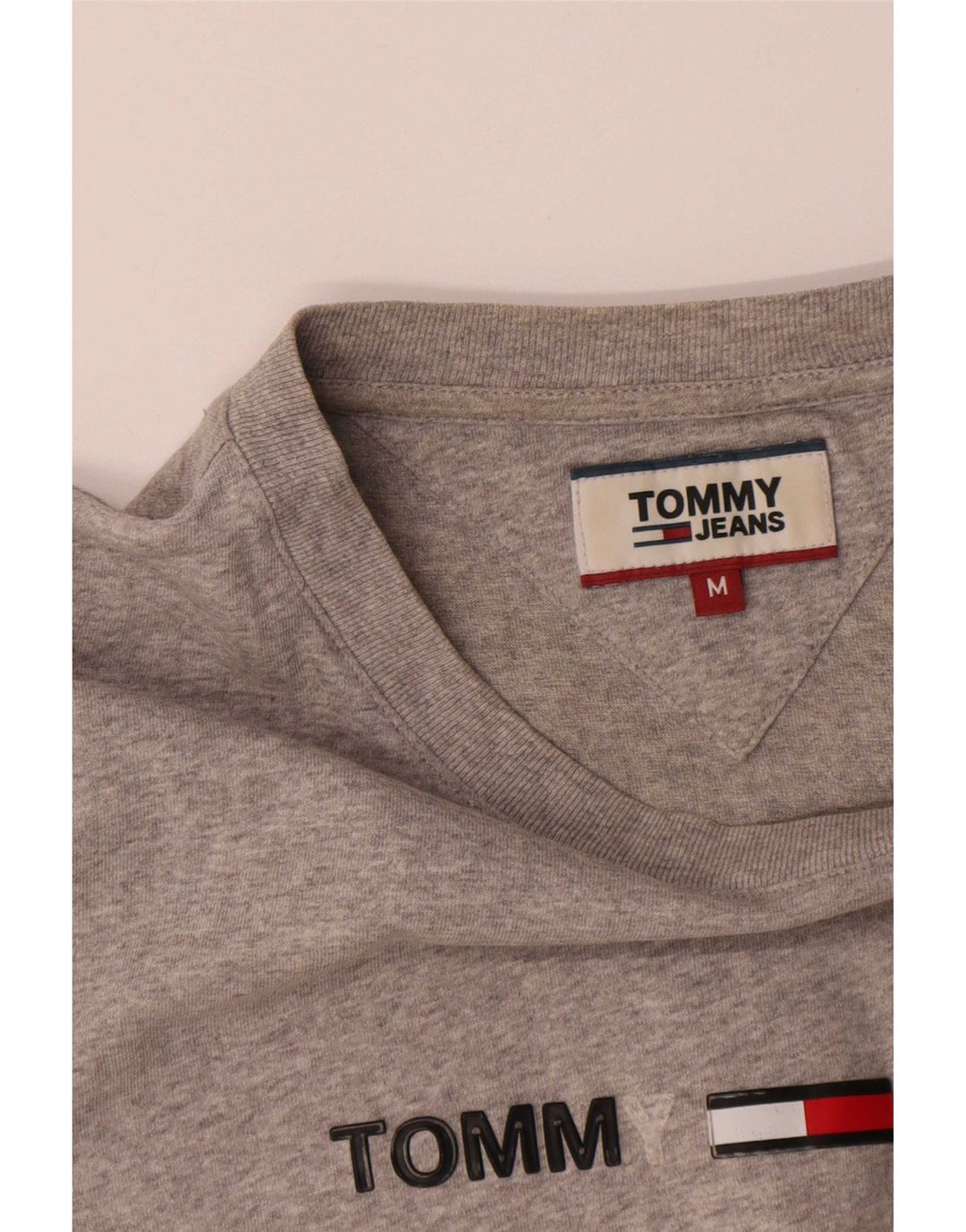 Camiseta masculina Tommy Hilfiger com estampa gráfica cinza médio algodão
