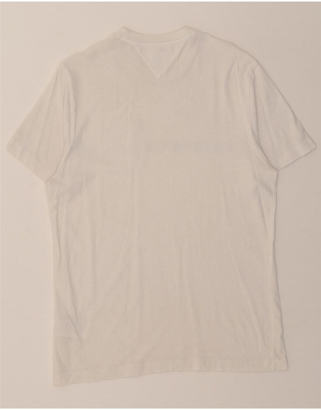 TOMMY HILFIGER Mens Graphic T-Shirt Top Medium White Cotton Vintage Tommy Hilfiger and Second-Hand Tommy Hilfiger from Messina Hembry 