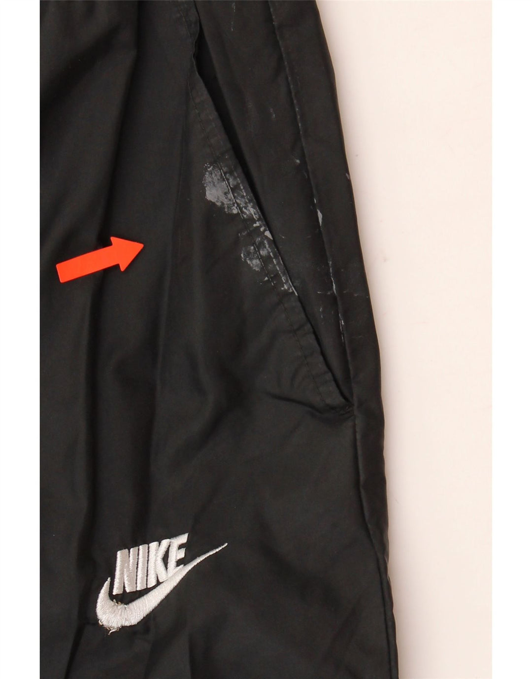 NIKE Mens Tracksuit Trousers Joggers Large  Black Polyester Vintage Nike and Second-Hand Nike from Messina Hembry 