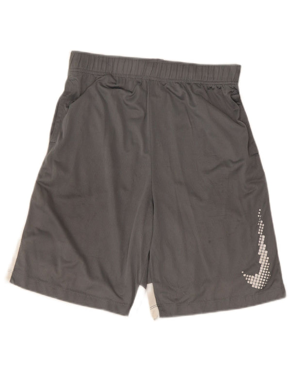 Γραφικό αθλητικό σορτς Nike Boys Dri Fit 13-14 ετών XL γκρι χρώμα