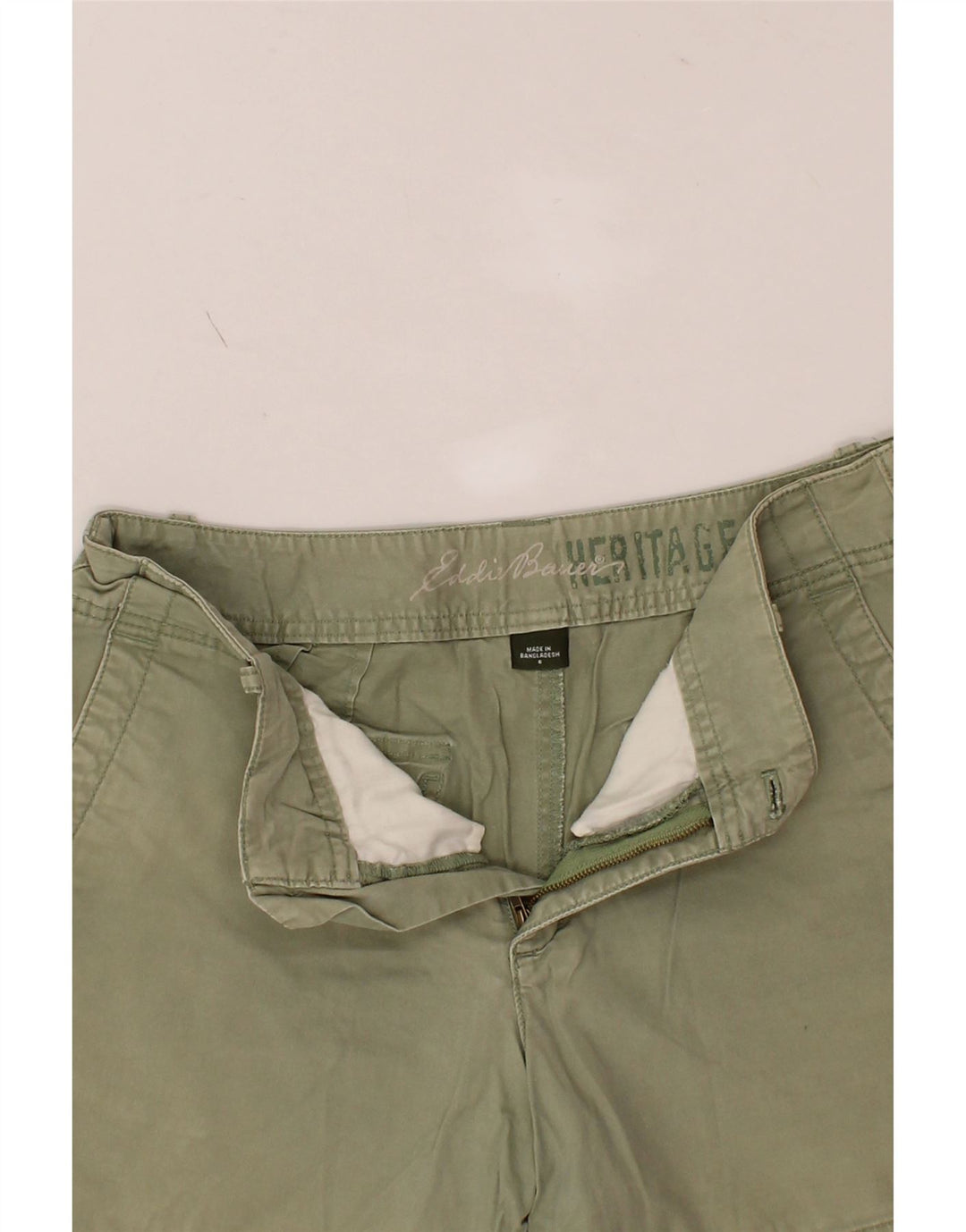 EDDIE BAUER Womens Chino Shorts US 6 Medium W30  Green Cotton Vintage Eddie Bauer and Second-Hand Eddie Bauer from Messina Hembry 
