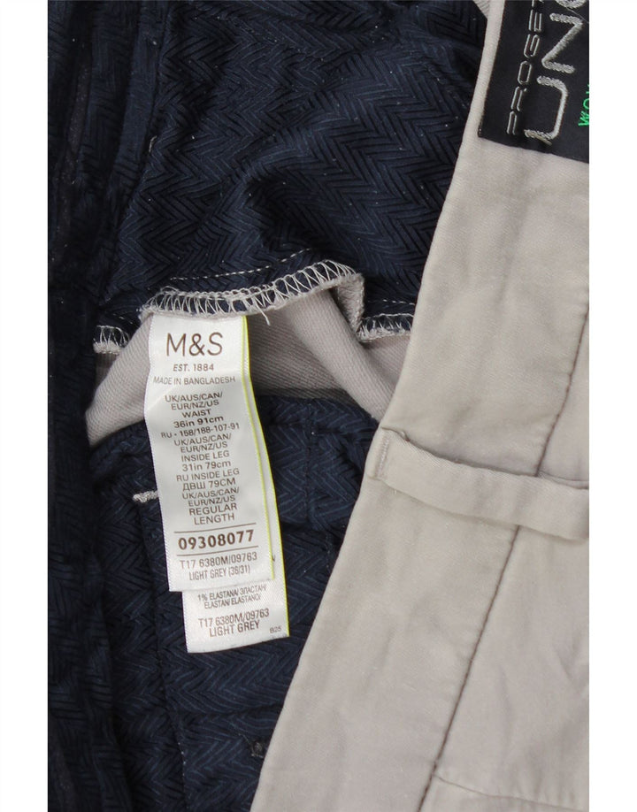 Marks & Spencer Pantalon Chino Coupe Regular Homme W36 L31 Gris Coton