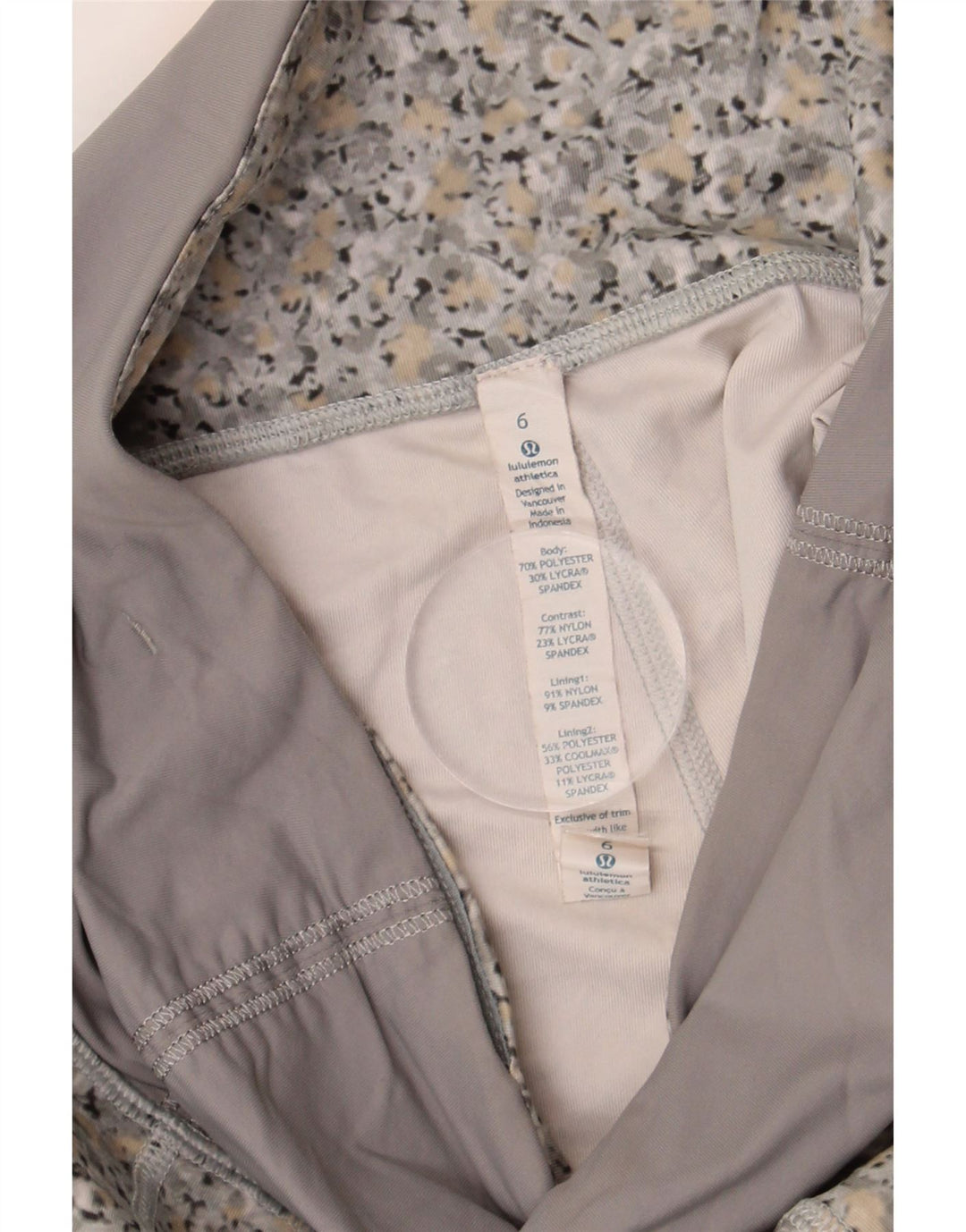 Lululemon Leggings courts pour femmes US 6 Polyester gris moyen floral