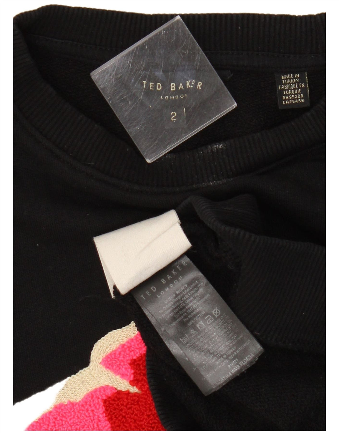 Maglione maglione girocollo con grafica da donna Ted Baker taglia 2 piccolo nero