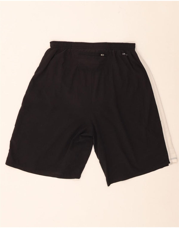 Αθλητικό σορτς Nike Boys Dri Fit 13-14 ετών XL μαύρο χρώμα