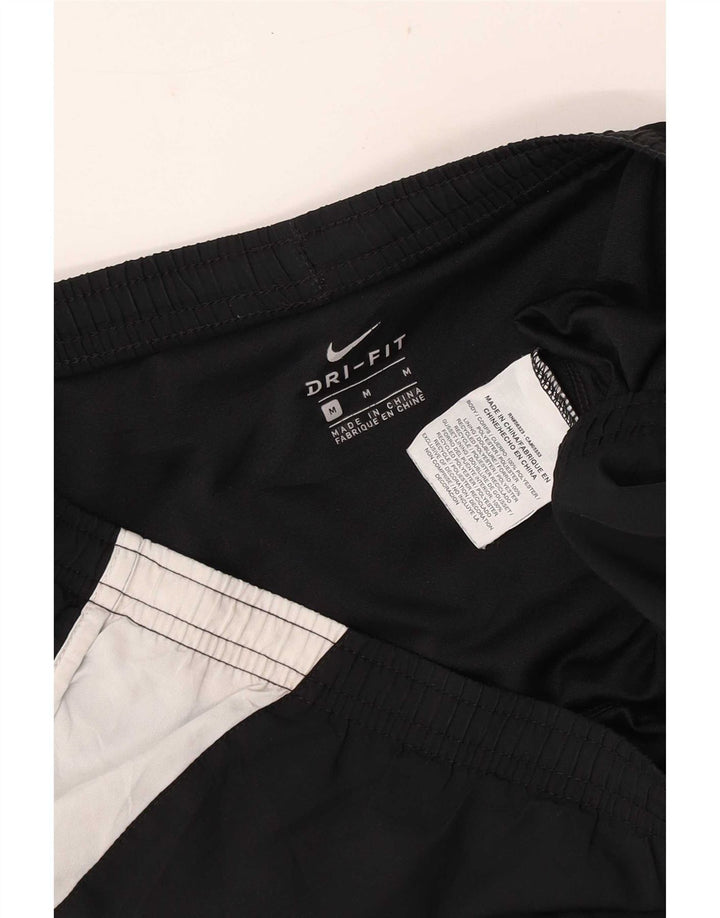 Nike Mens Dri Fit sport rövidnadrág, közepes fekete színû, poliészter