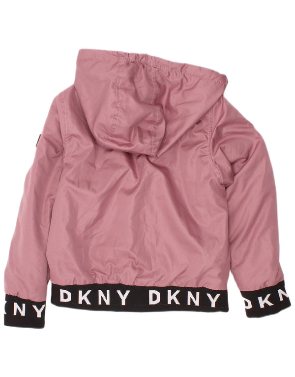 Jaqueta bomber com capuz gráfico Dkny Girls 6-7 anos rosa colorblock