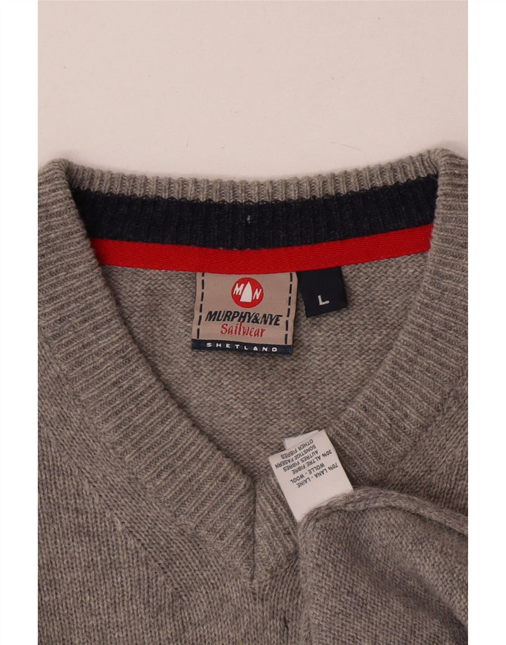 Maglione da uomo con scollo a V Murphy & Nye, grande lana grigia