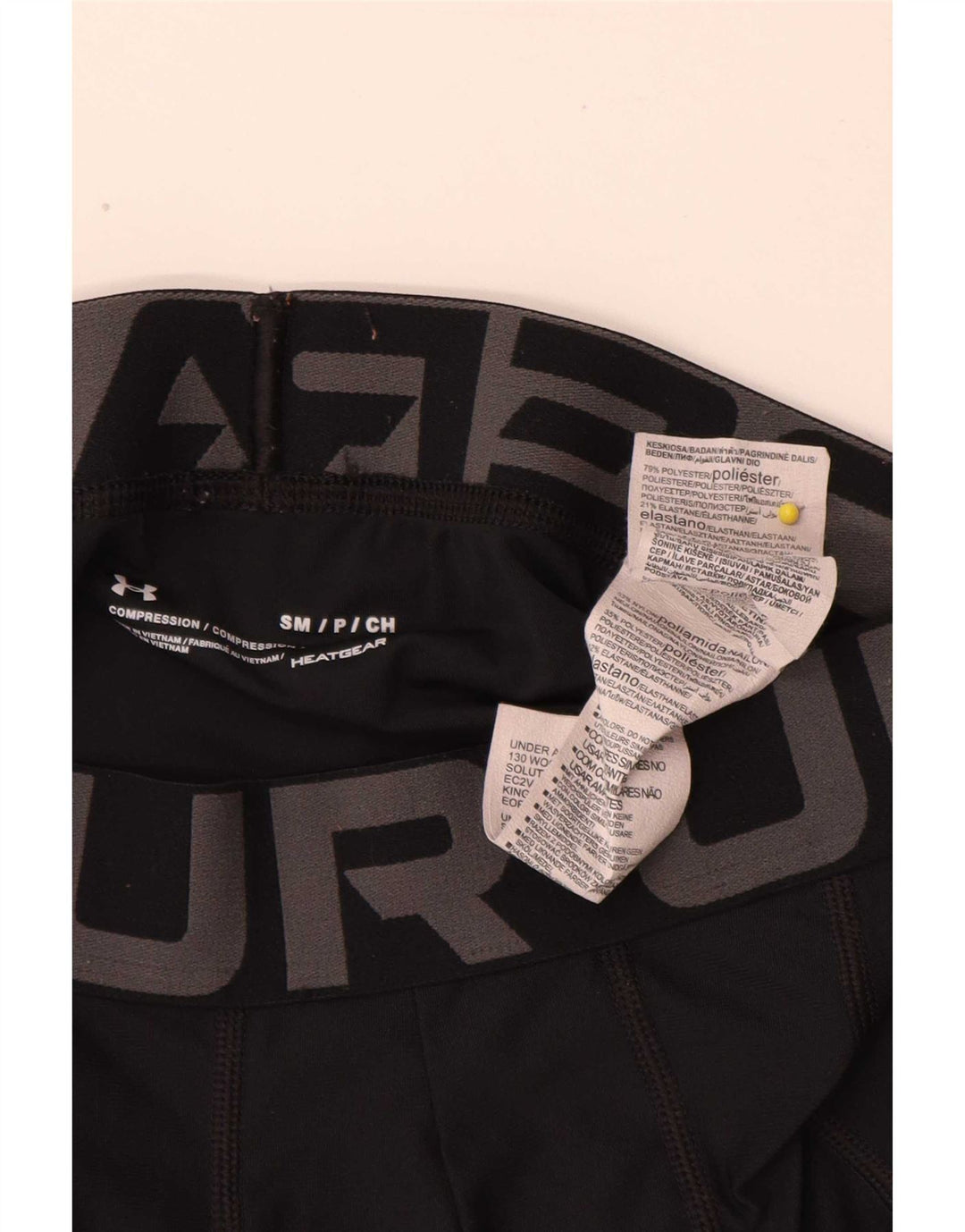 Under Armour Pantalones cortos deportivos con gráfico de ciclismo para hombre, poliéster negro pequeño