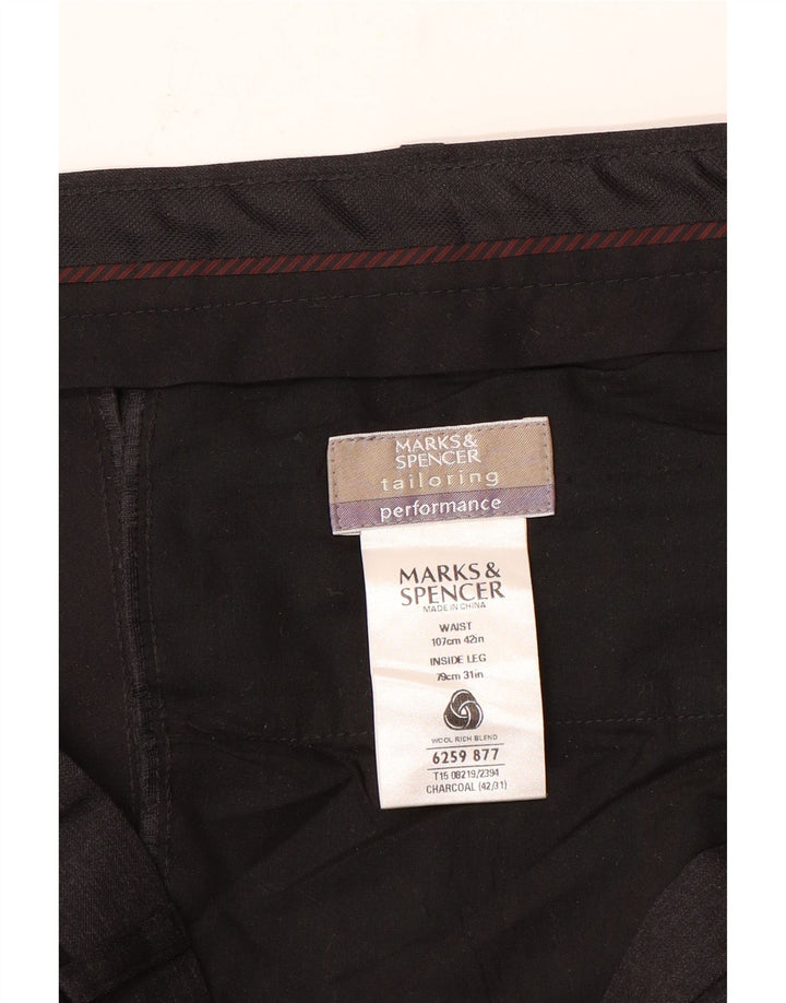 Pantaloni da abito dritti da uomo Marks & Spencer taglia 42 W42 L31 grigi