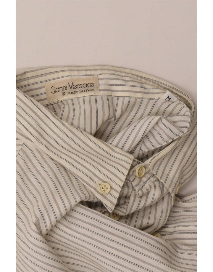 Gianni Versace herreskjorte mellem hvid stribet