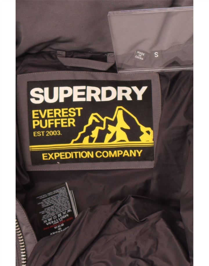 Superdry Herre grafisk polstret hættejakke UK 36 lille grå polyester