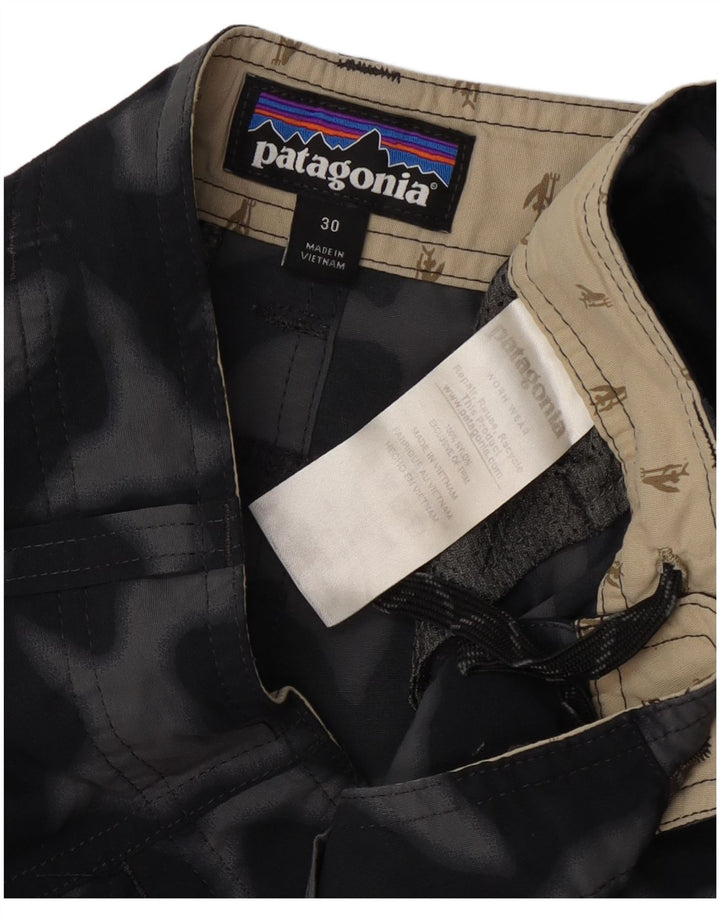 Patagonia Mens Cargo Shorts W30 Medium Black Camouflage Nylon