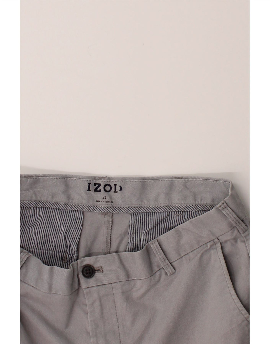 IZOD Mens Chino Shorts W32 Medium  Grey Cotton Vintage Izod and Second-Hand Izod from Messina Hembry 
