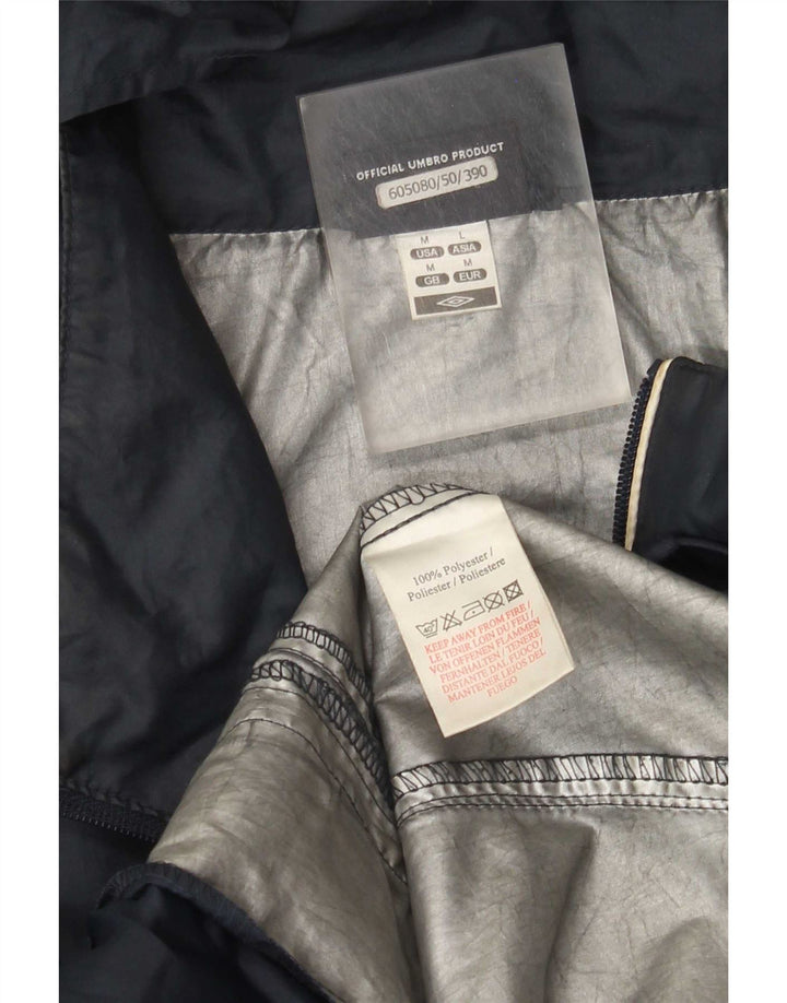 Umbro Chaqueta impermeable con capucha gráfica para hombre UK 38 Medium Azul marino Poliéster