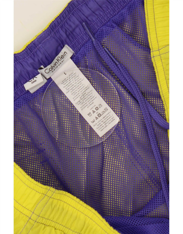 Calvin Klein Herre grafiske badeshorts store gule polyester