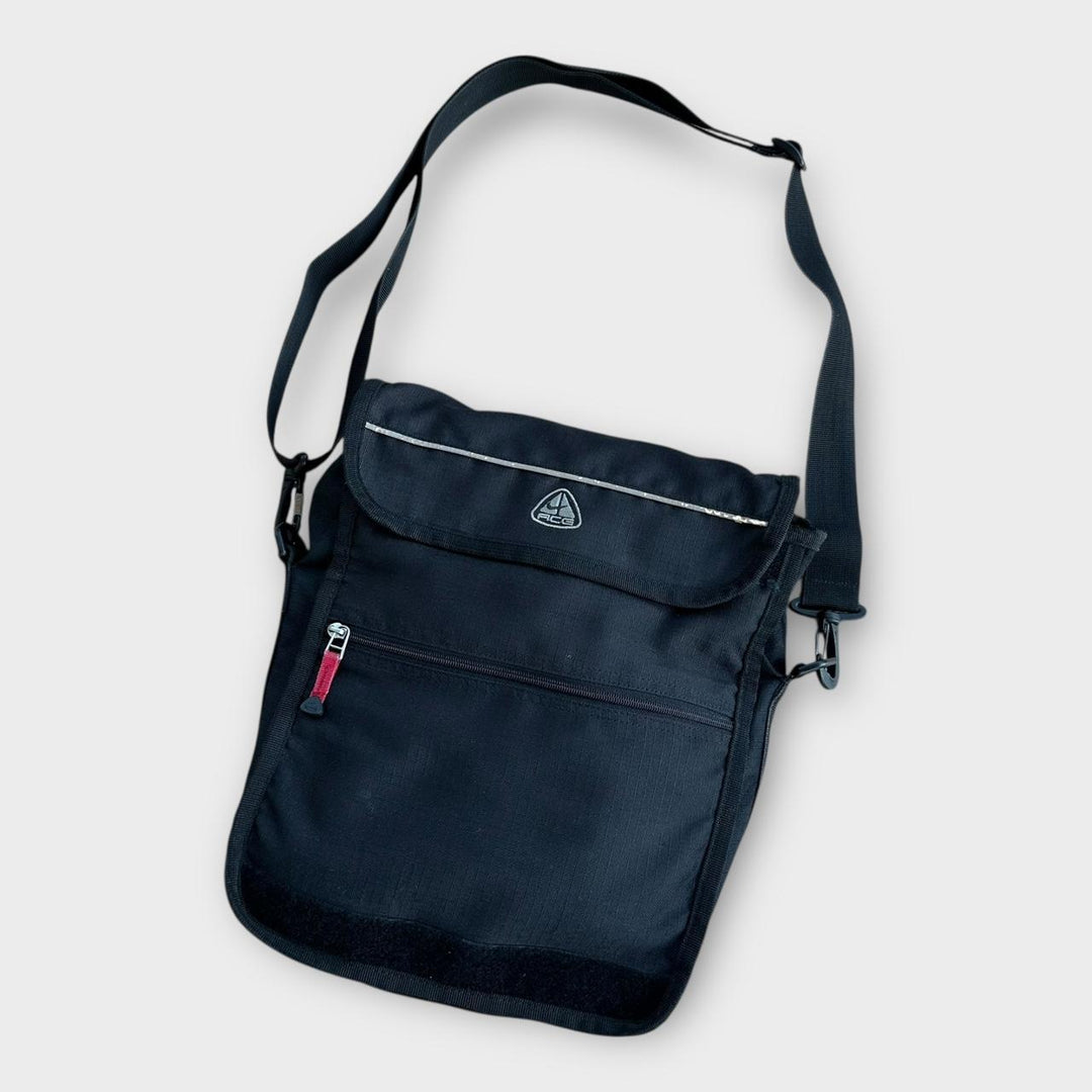 Y2K Nike ACG side bag - one size