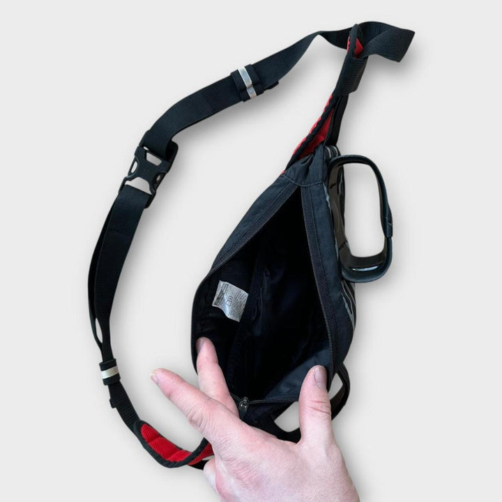 Y2K Nike technical side bag