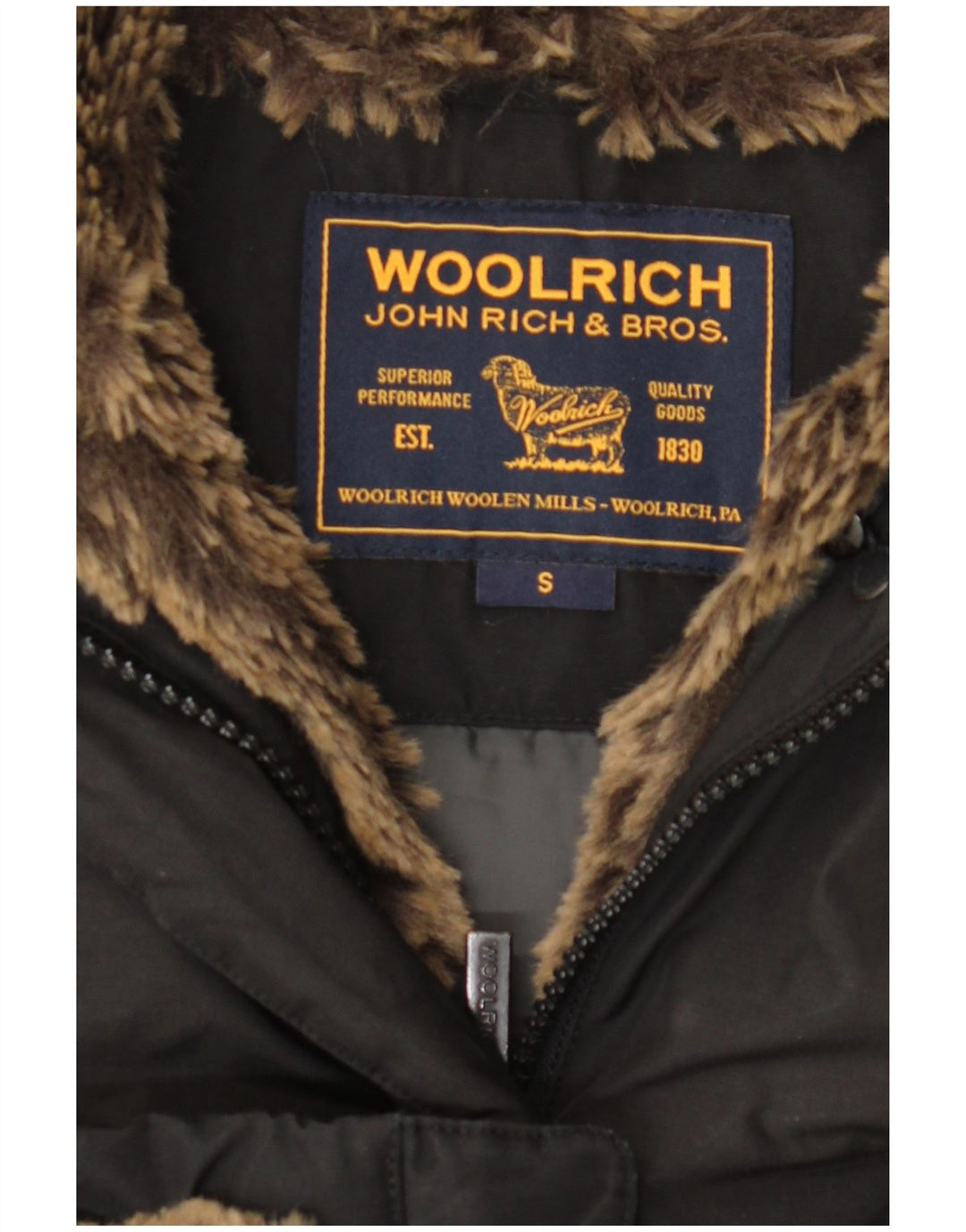 Cappotto imbottito con cappuccio da donna Woolrich UK 10 piccolo poliestere nero