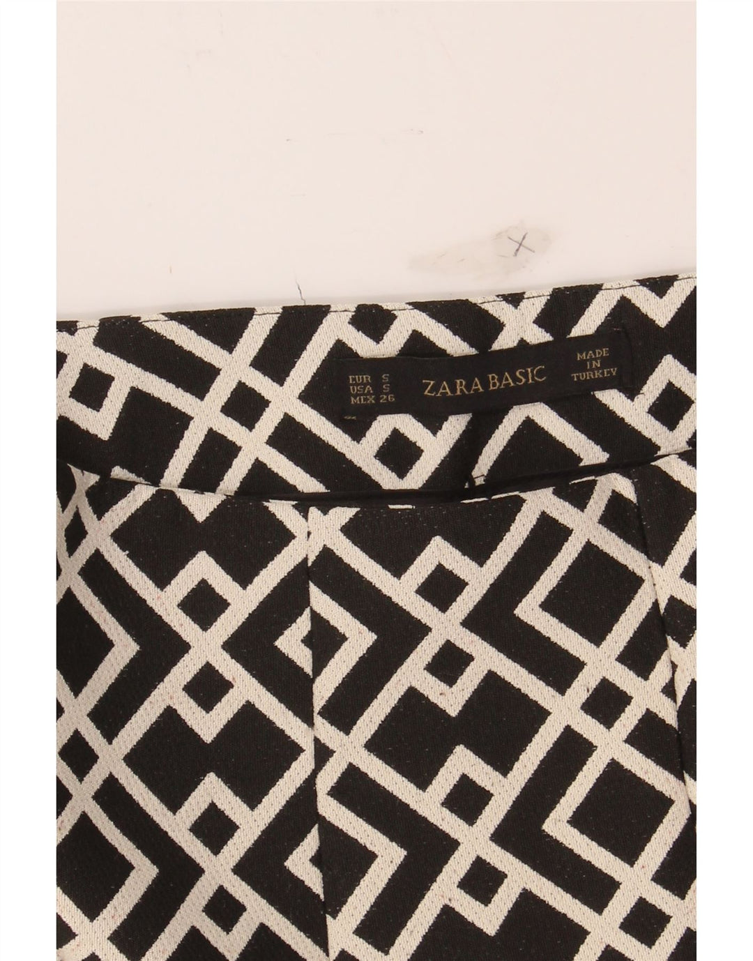 ZARA Womens Casual Shorts UK 8 Small W26  Black Geometric Polyester Vintage Zara and Second-Hand Zara from Messina Hembry 