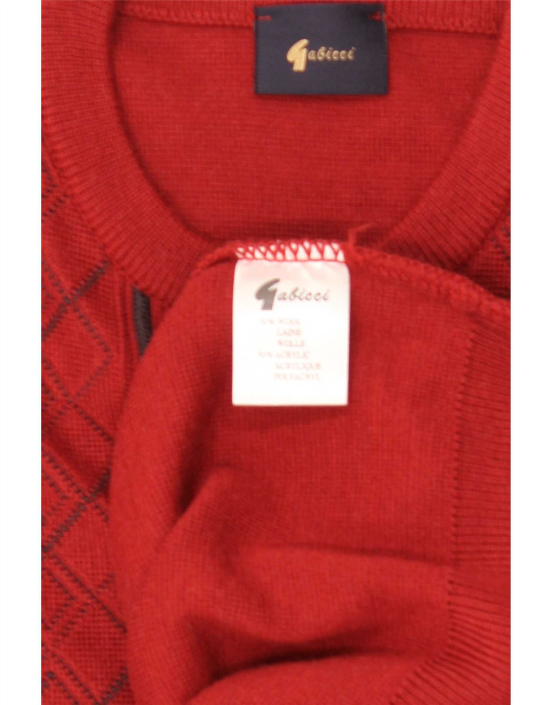 Męski sweter z wycięciem pod szyją Gabicci, duży, czerwony, argyle/diamentowa wełna