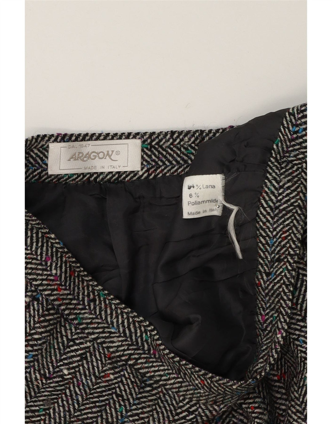 VINTAGE Womens Pencil Skirt IT 42 Medium W28  Grey Herringbone Wool Vintage Vintage and Second-Hand Vintage from Messina Hembry 