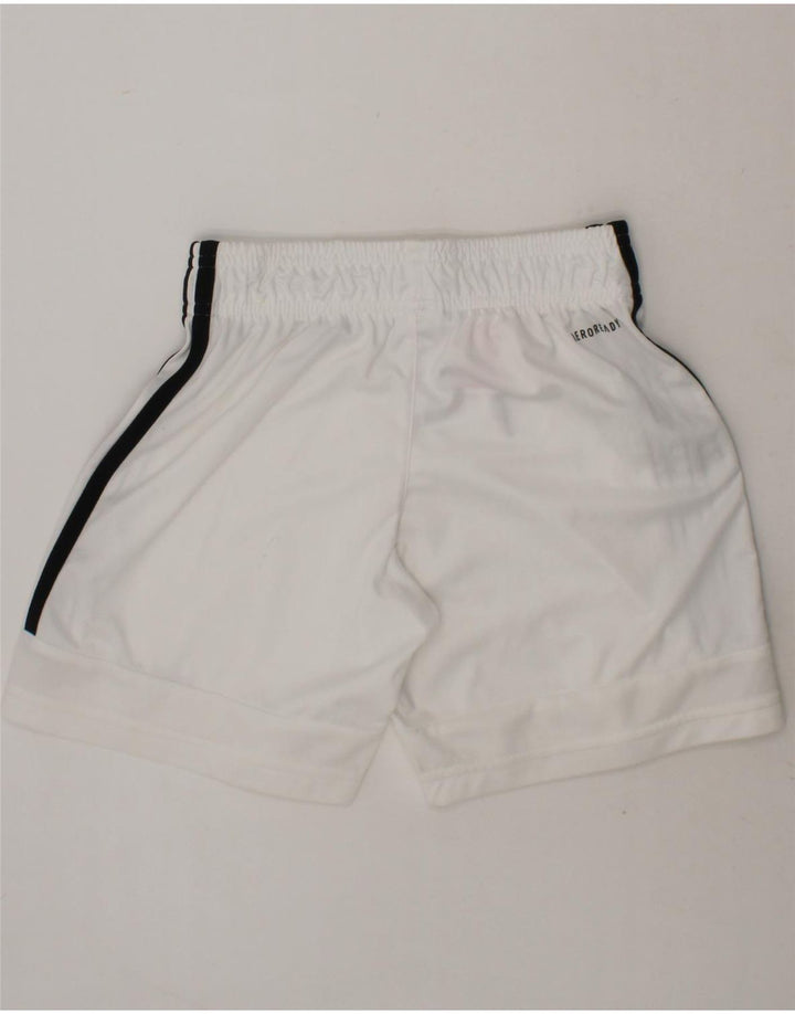ADIDAS Boys Aeroready Sport Shorts 9-10 Years  White Polyester Vintage Adidas and Second-Hand Adidas from Messina Hembry 
