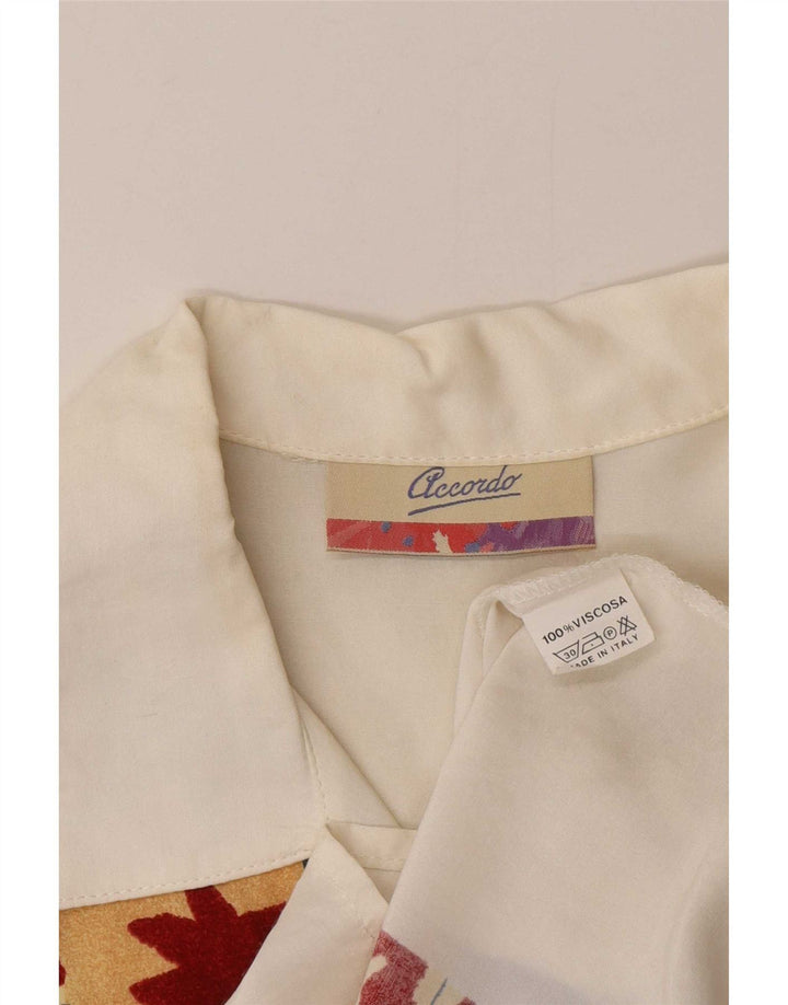 ACCORDO kvinders abstrakt mønster kortærmet skjortebluse UK 16 Large White