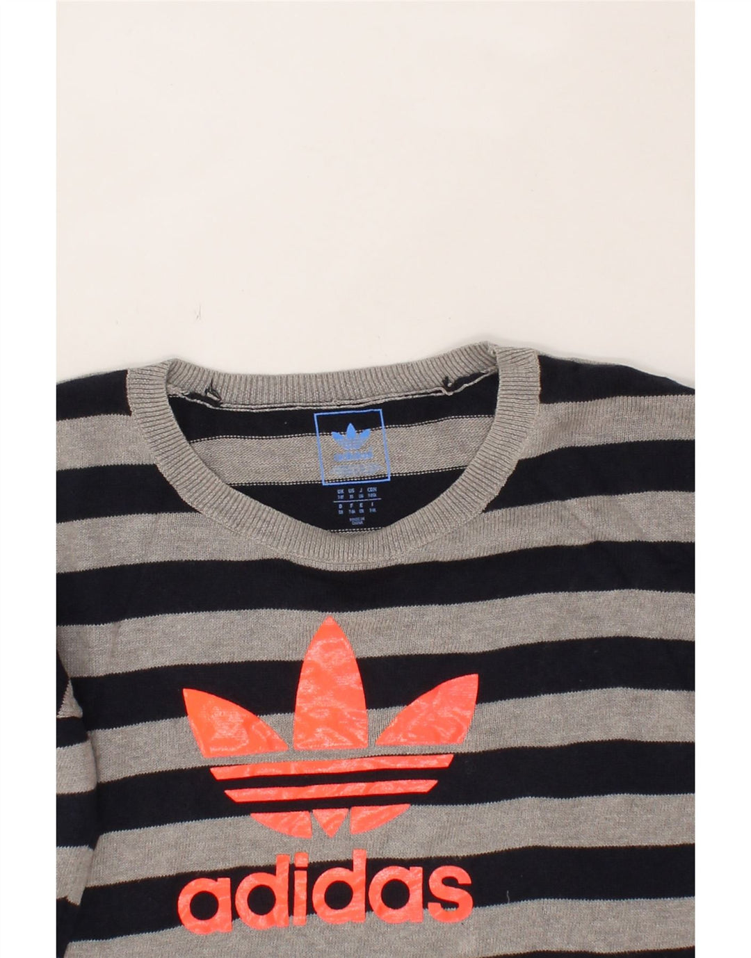 ADIDAS Girls Graphic Boat Neck Jumper Sweater 7-8 Years Grey Striped Vintage Adidas and Second-Hand Adidas from Messina Hembry 
