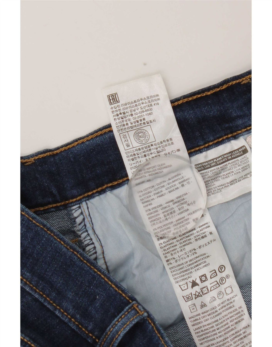 Levi's Damen-Jeansshorts mit hohem Bund, W30, mittelblaue Baumwolle