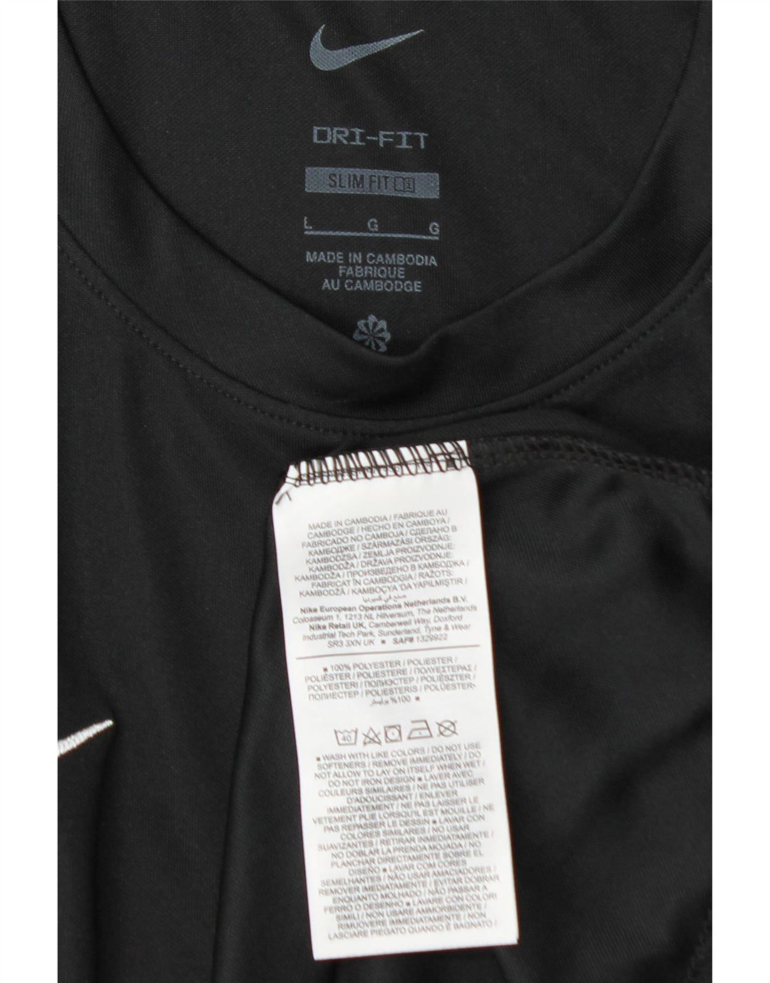 NIKE Mens Dri Fit Slim Fit T-Shirt Top Large Black Polyester Vintage Nike and Second-Hand Nike from Messina Hembry 