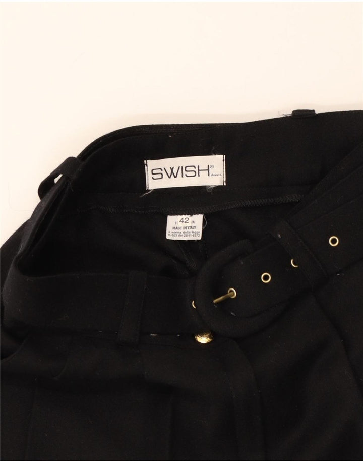 SWISH Womens Pegged Chino Shorts IT 42 Medium W26  Black Vintage Swish and Second-Hand Swish from Messina Hembry 