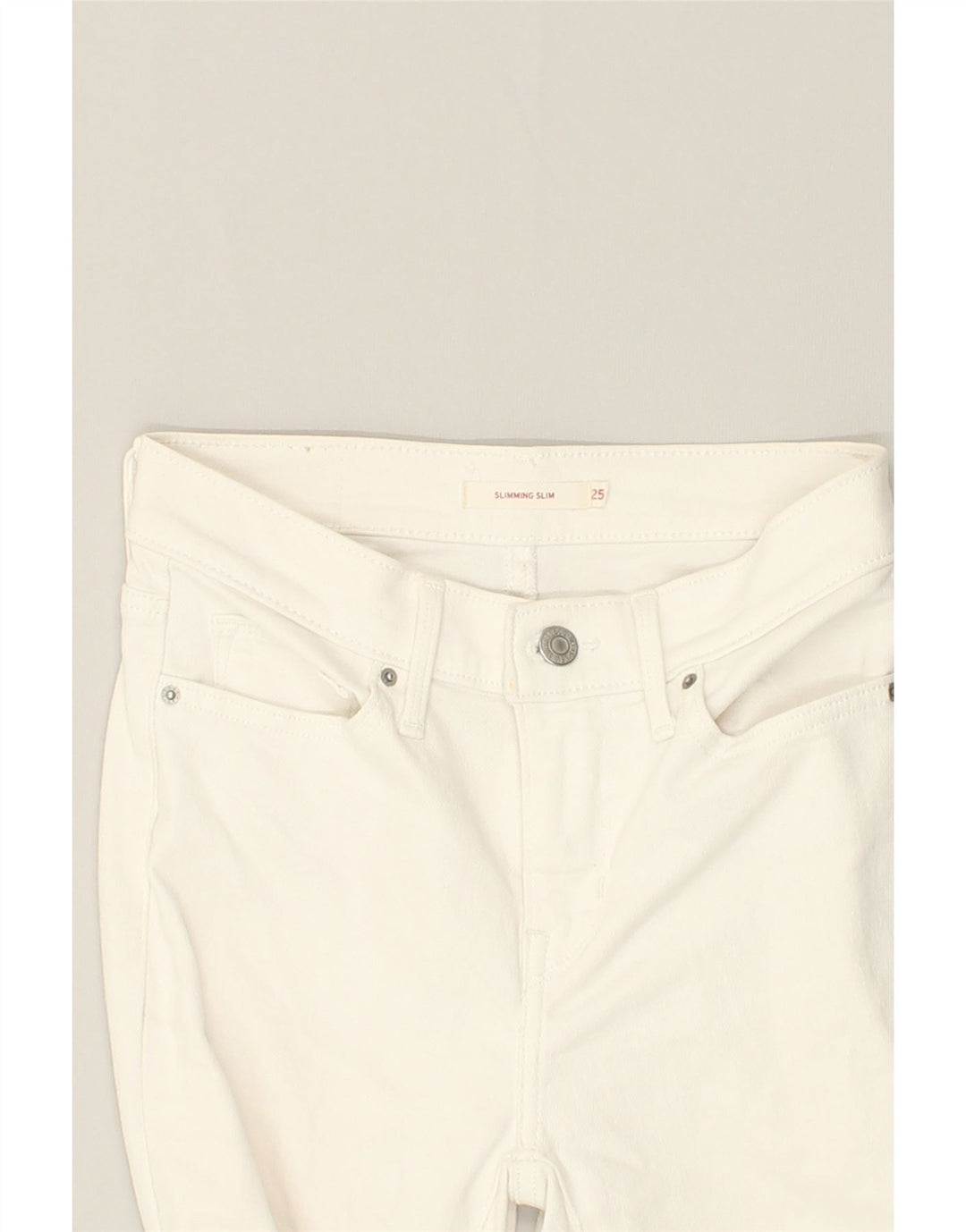 LEVI'S Womens Slimming Fit Slim Jeans W25 L26 White | Vintage Levi's | Thrift | Second-Hand Levi's | Used Clothing | Messina Hembry 