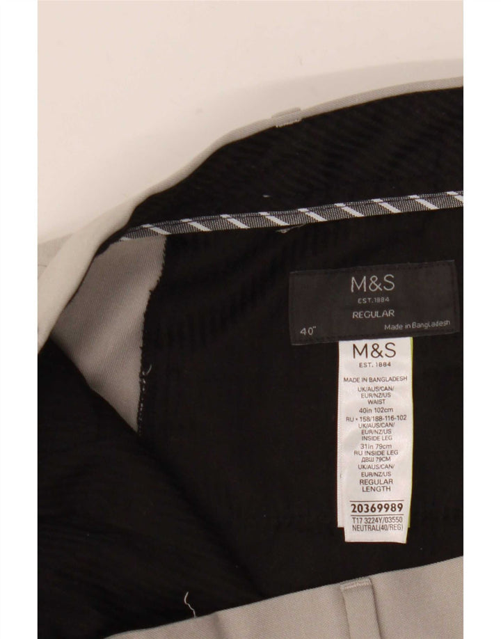 Pantaloni chino vestibilità regolare da uomo Marks & Spencer W40 L31 poliestere beige