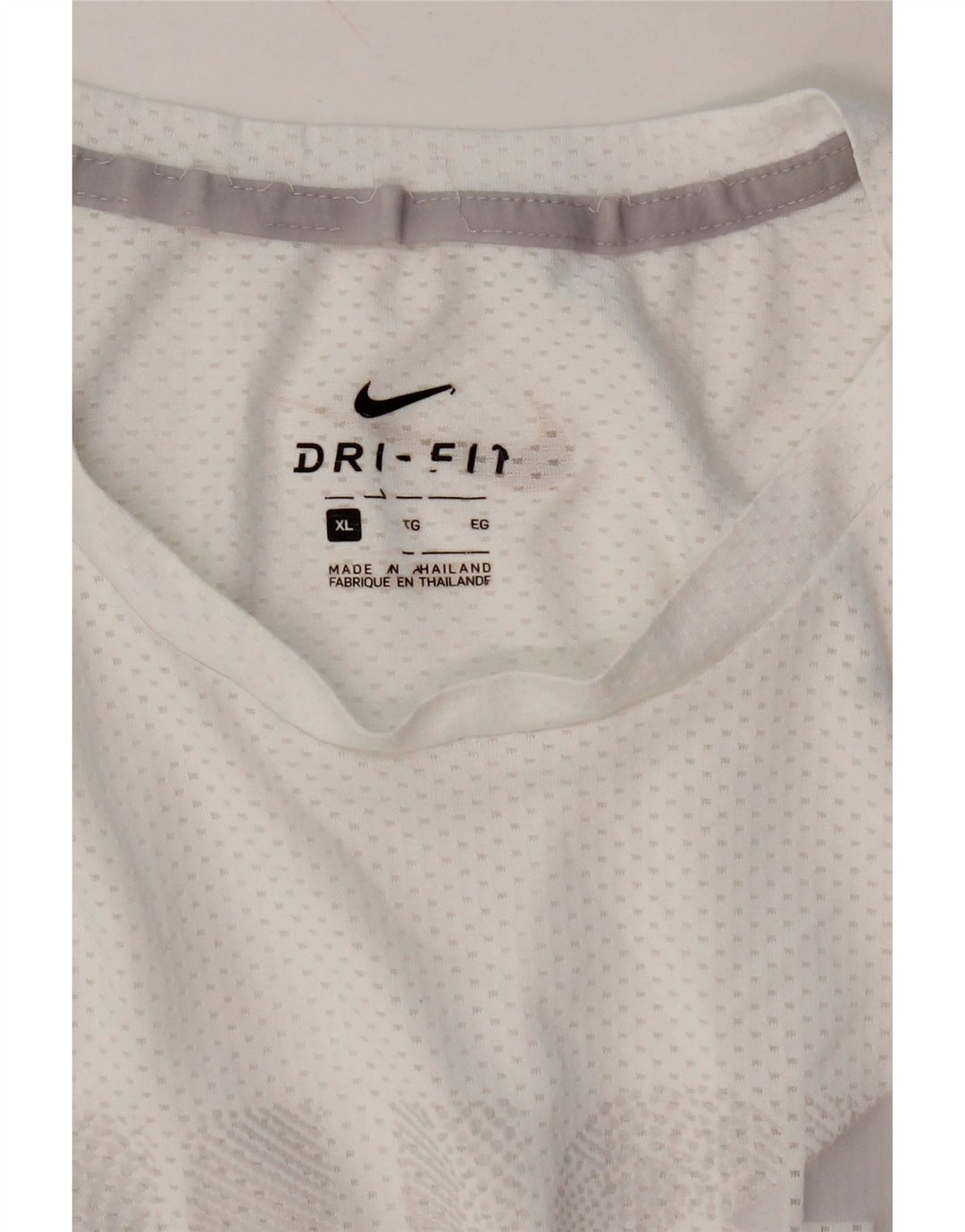 NIKE Mens Dri Fit Graphic T-Shirt Top XL White Polyester Vintage Nike and Second-Hand Nike from Messina Hembry 