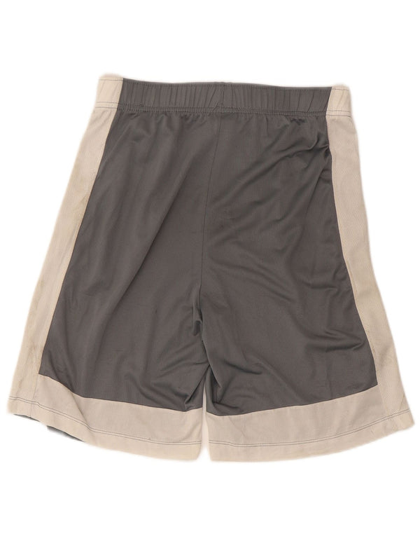 Γραφικό αθλητικό σορτς Nike Boys Dri Fit 13-14 ετών XL γκρι χρώμα