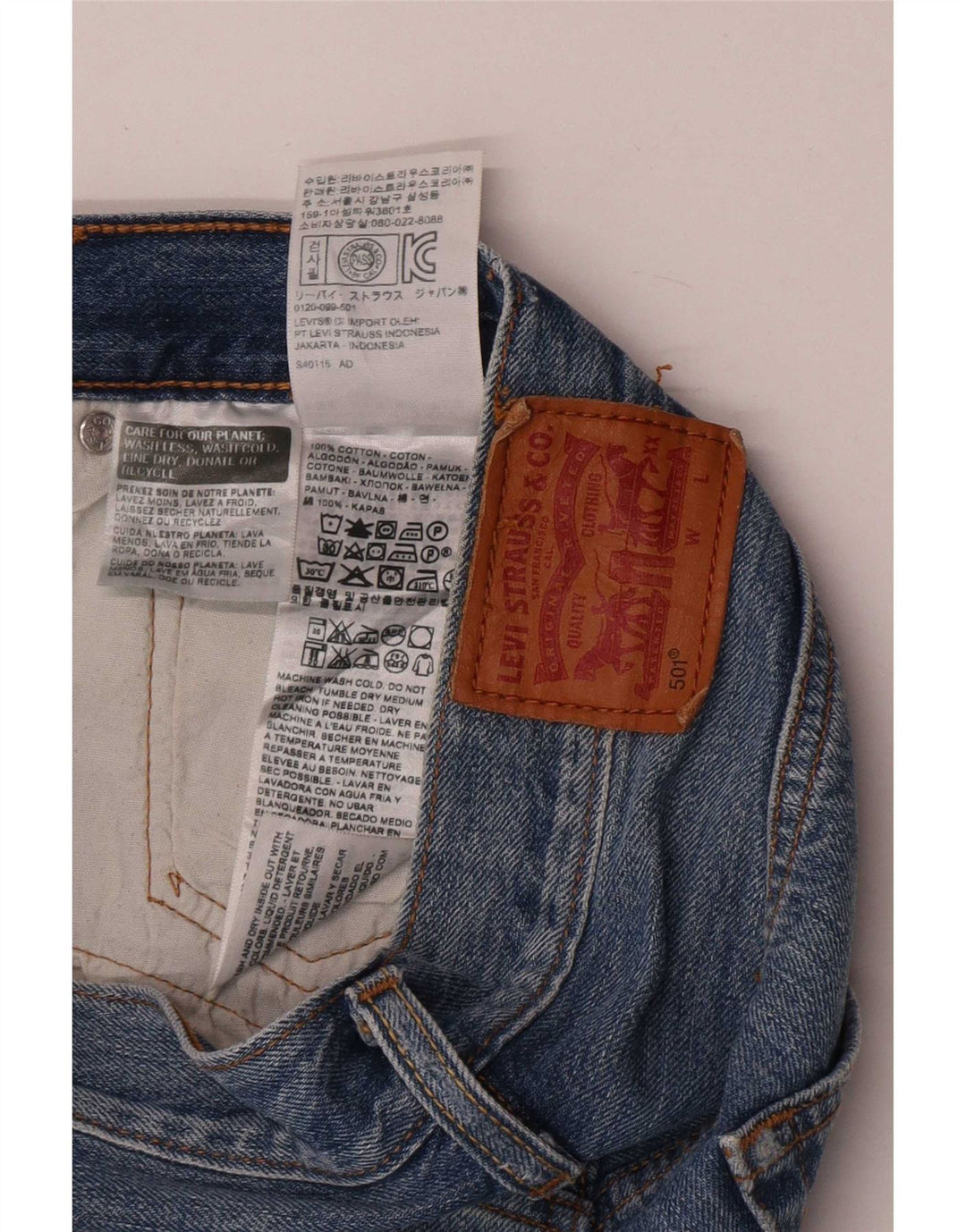 Женские джинсовые шорты Levi's 501 W28, хлопковые, среднего синего цвета