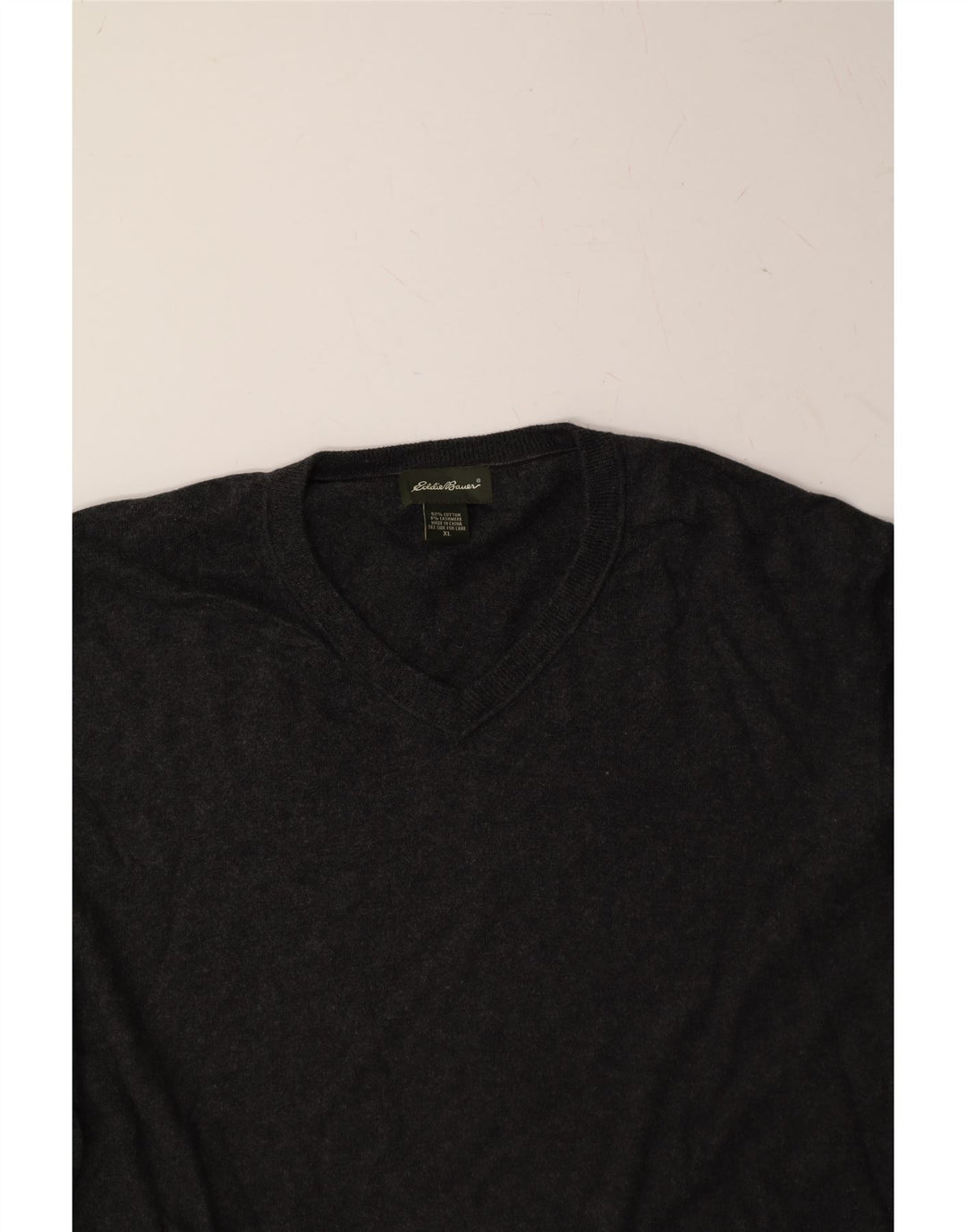 EDDIE BAUER Mens V-Neck Jumper Sweater XL Grey Cotton Vintage Eddie Bauer and Second-Hand Eddie Bauer from Messina Hembry 