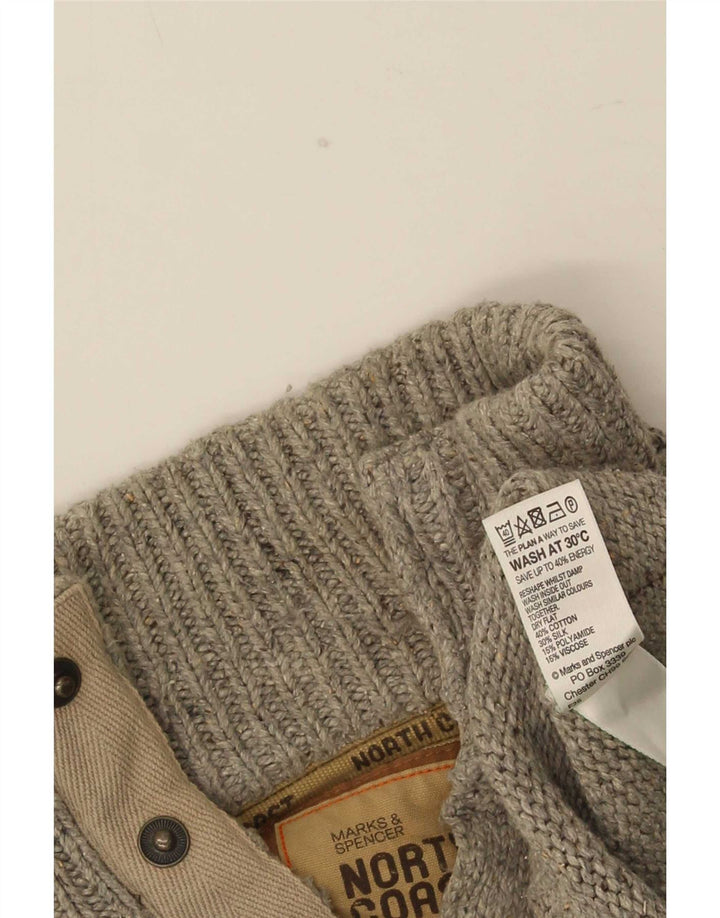 Maglione da uomo Marks & Spencer con bottoni e collo piccolo in cotone chiazzato grigio