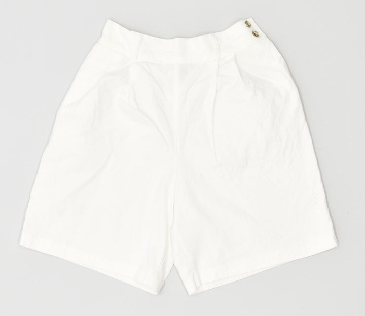CITY GIRL SPORT Womens High Waist Casual Shorts Medium W28 White Cotton | Vintage | Thrift | Second-Hand | Used Clothing | Messina Hembry 